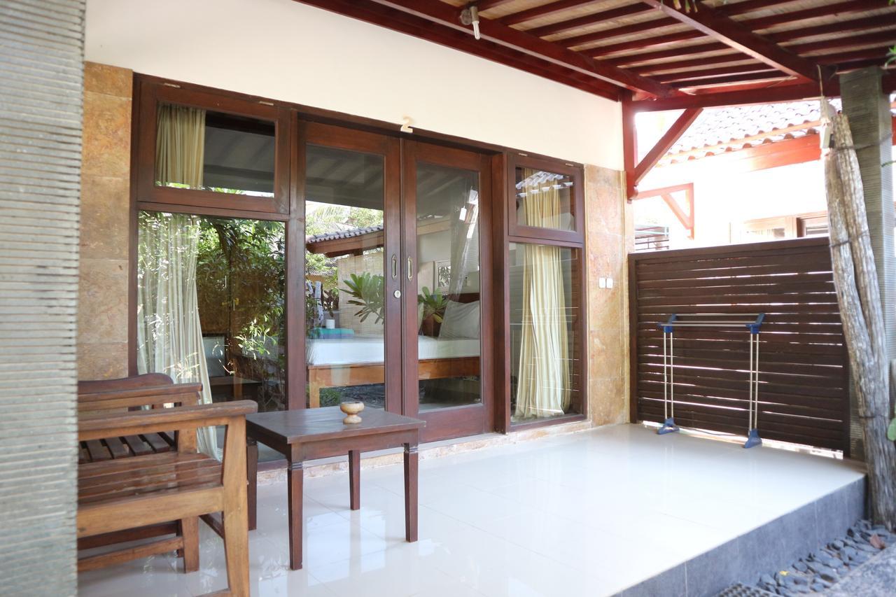 Malino Homestay Gili Trawangan Buitenkant foto
