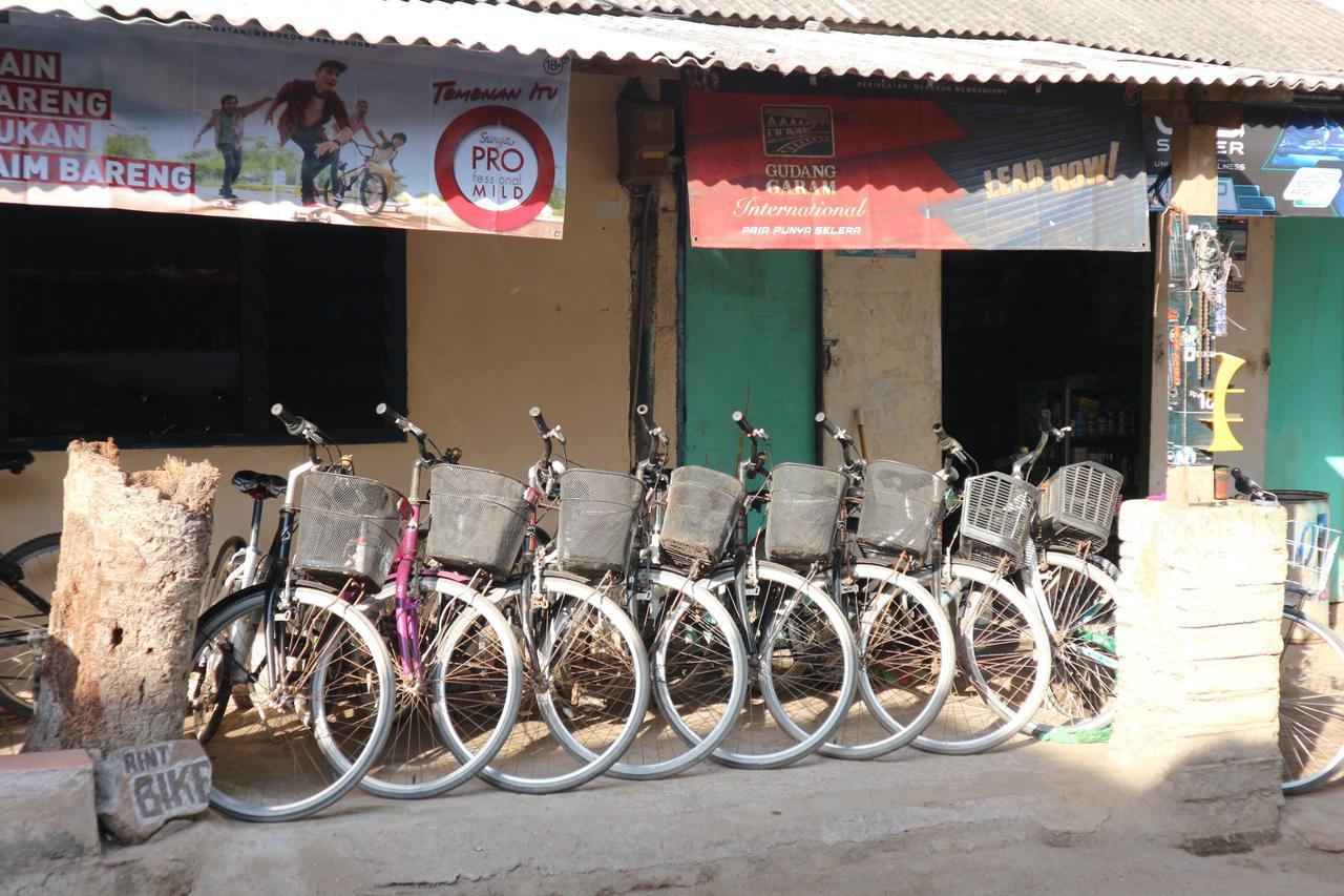 Malino Homestay Gili Trawangan Buitenkant foto