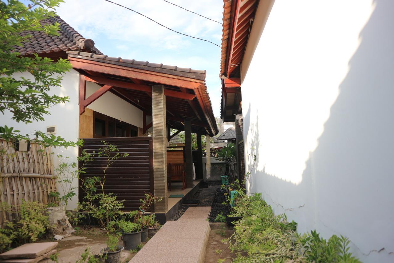 Malino Homestay Gili Trawangan Buitenkant foto