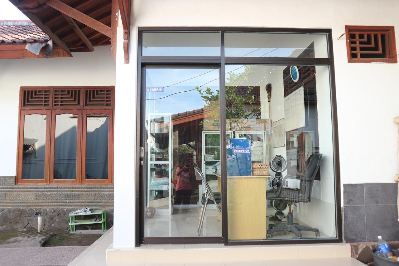 Malino Homestay Gili Trawangan Buitenkant foto